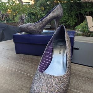 Madden Girl Getta sparkly pumps size 10